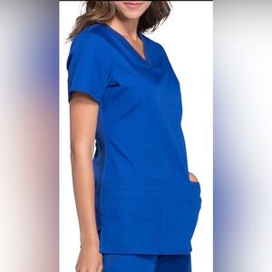 Cherokee Workwear V-Neck Top in navy Size 3XL
NWT